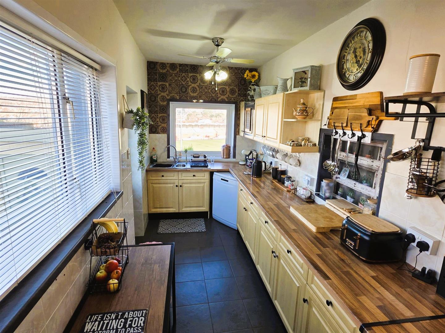 Stebonheath Terrace, Llanelli, SA15 1NE